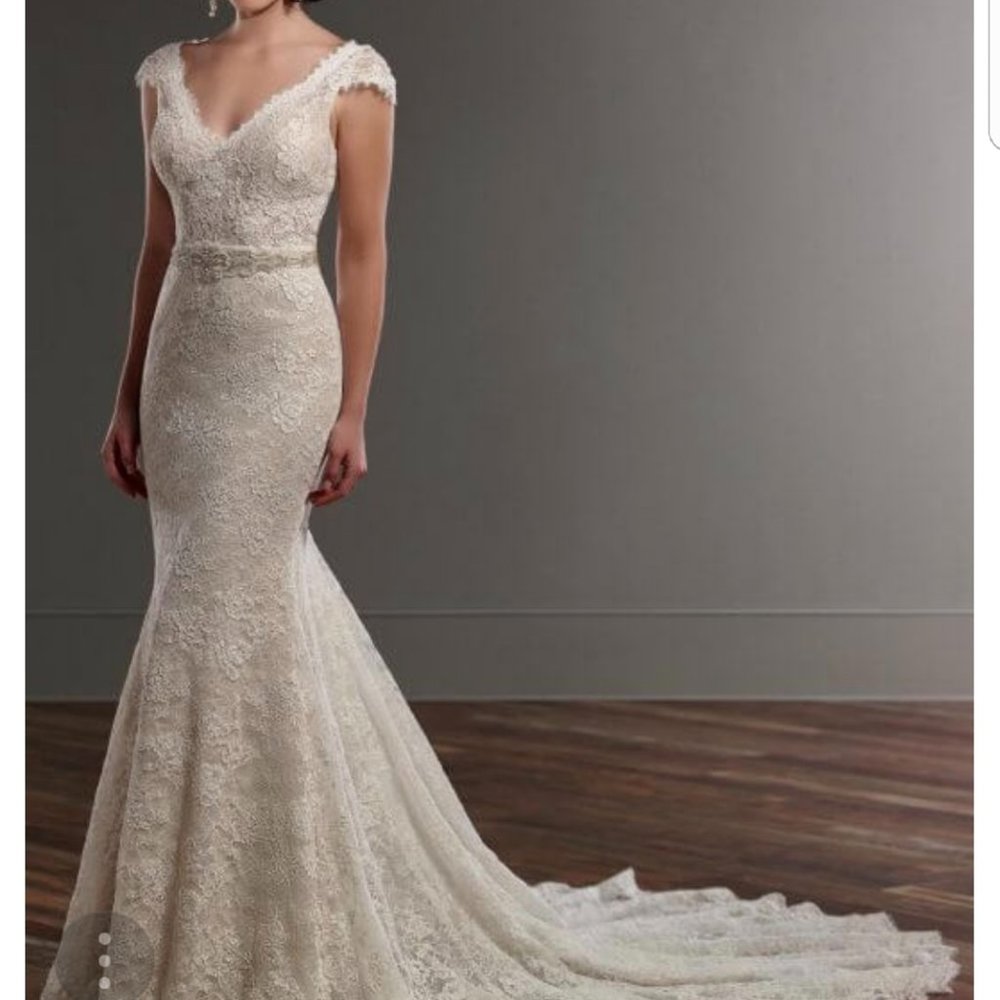 Martina Liana Wedding Gown